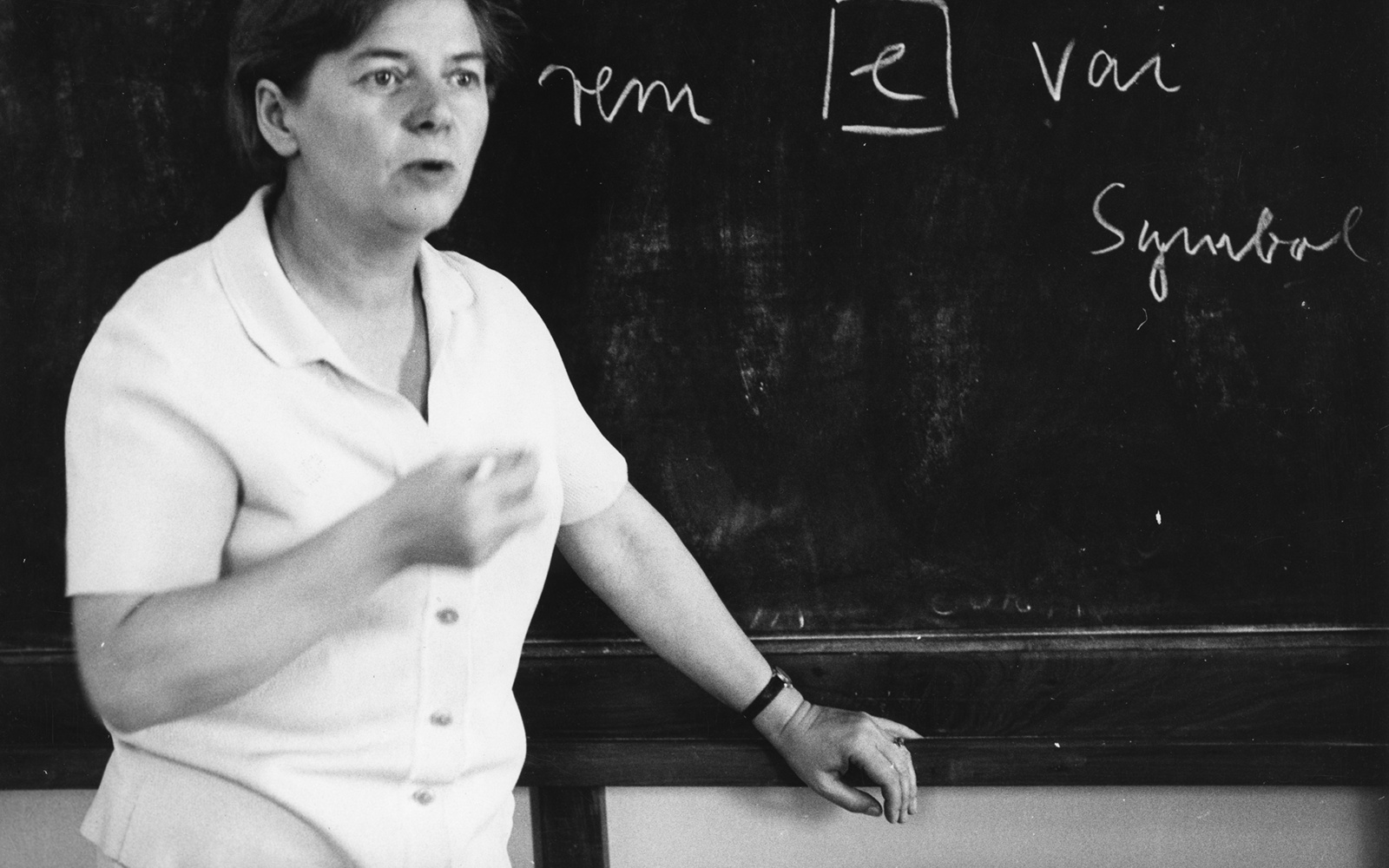 Elisabeth Walther at the Escolea Superior de Desenho Industrial, Rio 1964